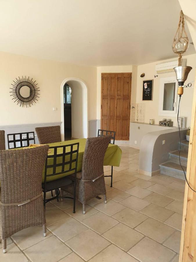 Villa Curcumas LʼIsle-sur-la-Sorgue Exterior foto